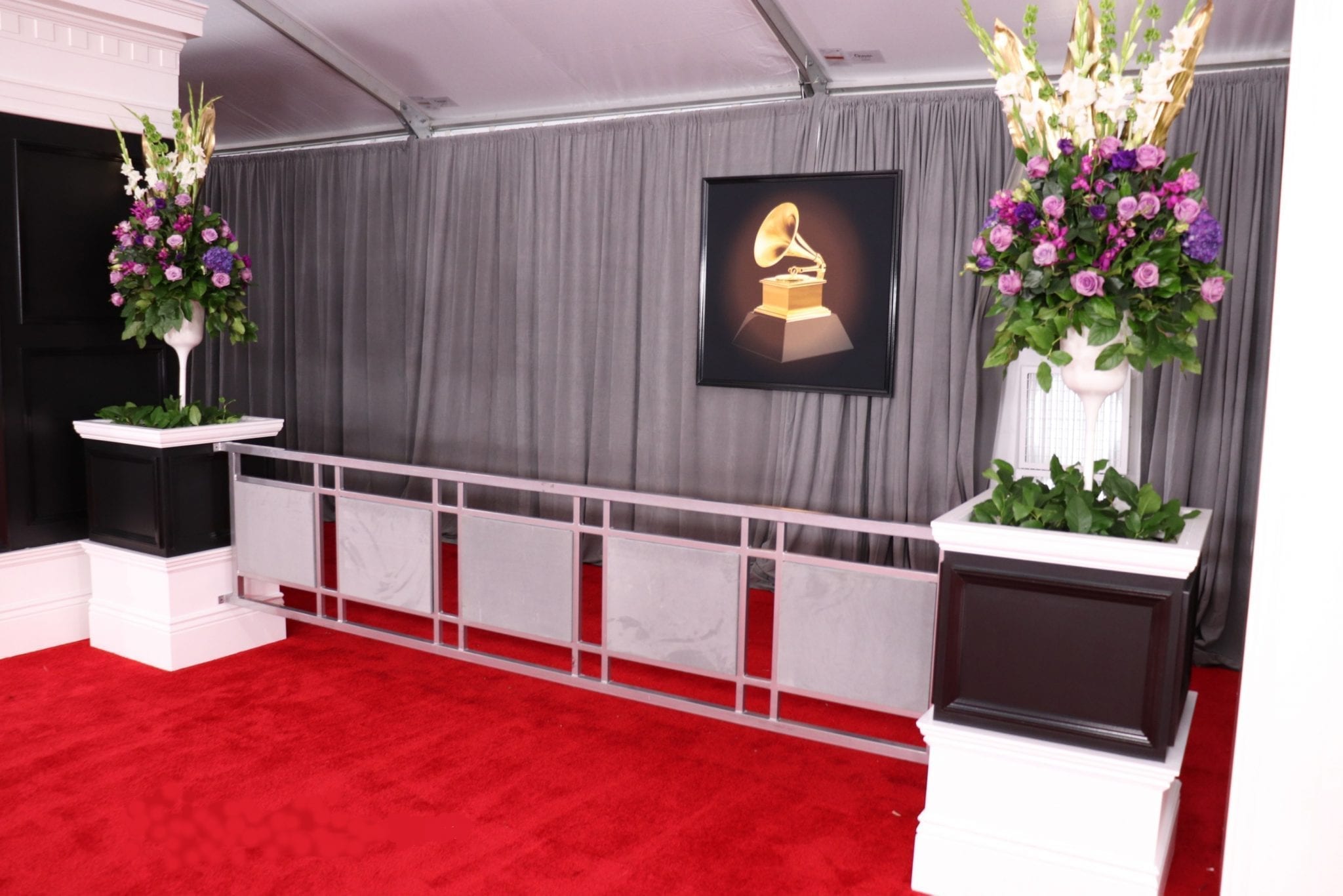 red carpet floral design for 2019 grammys Tu Bloom